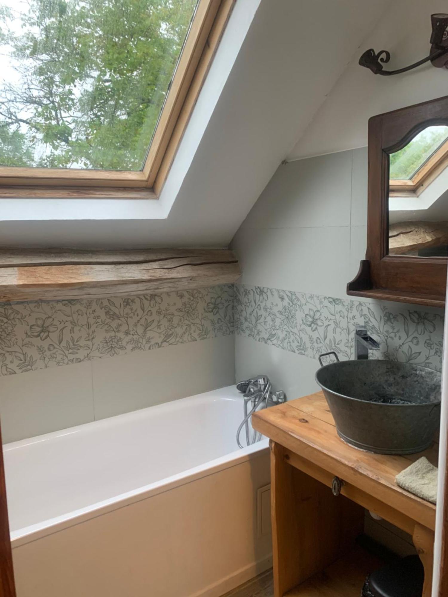 Au Joyeux Lureau Bed & Breakfast Touquin Luaran gambar